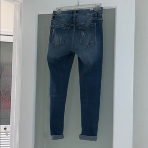 KanCan ripped Jeans